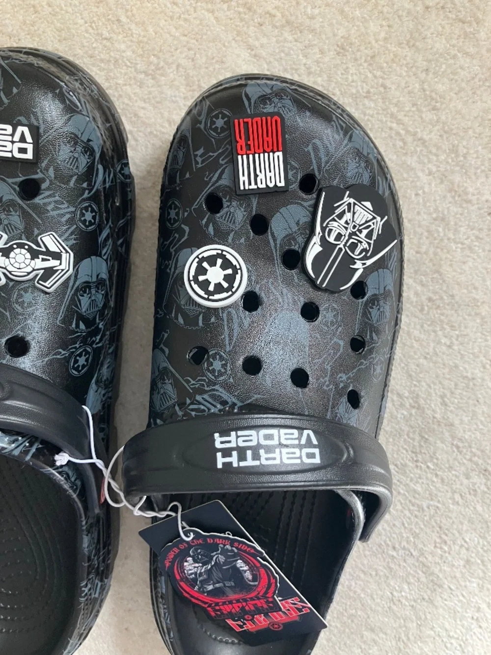 Miniso x Star Wars Darth Vader Clogs - Picture 2 of 11
